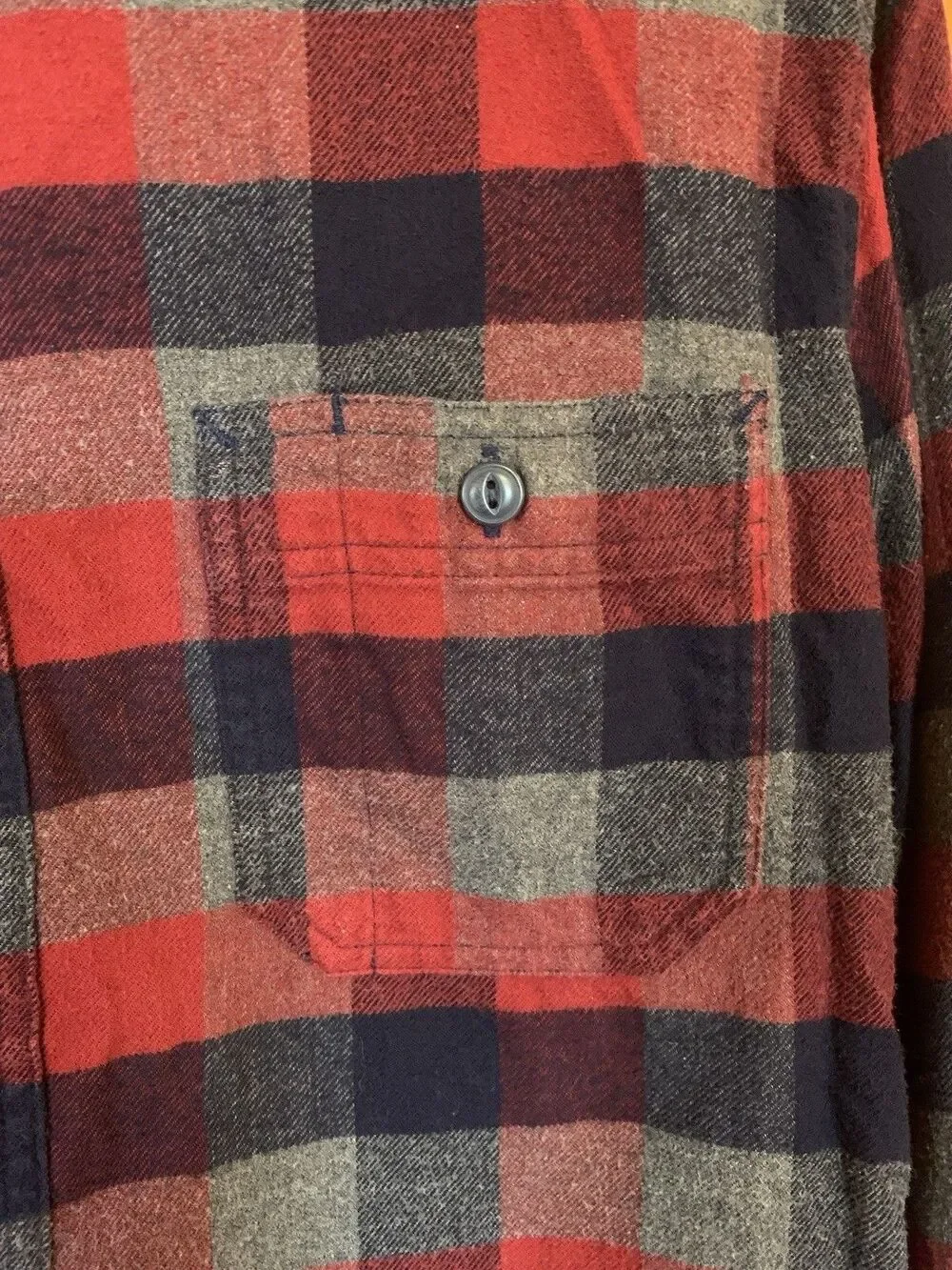 J. Crew Flannel Men’s Button Up Plaid Shirt Sz Medium Cabincore *Note